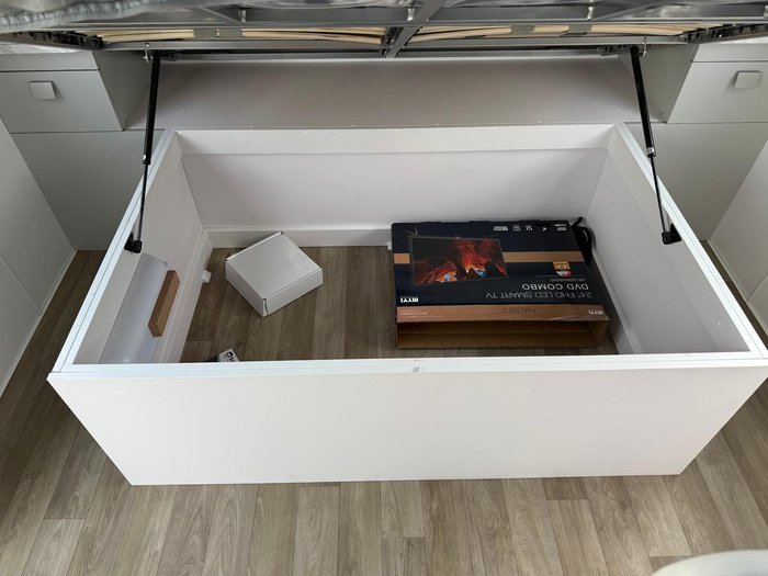 2025 Rembrandt Caravans Stock Sale Titus Big Bathroom