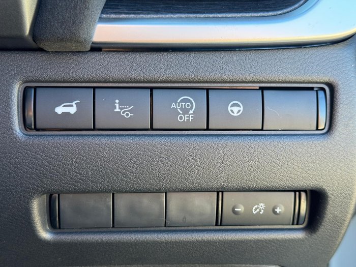 2025 Nissan QASHQAI Ti-L