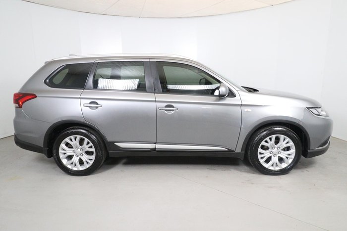 2020 Mitsubishi Outlander ES
