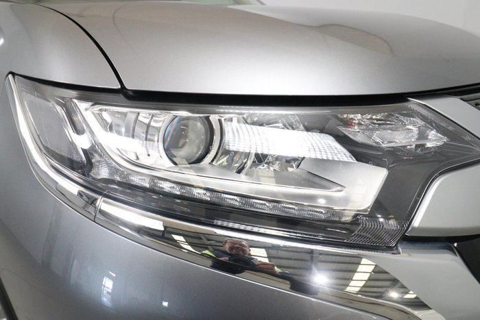 2020 Mitsubishi Outlander ES
