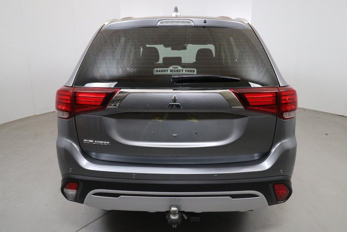 2020 Mitsubishi Outlander ES