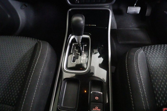 2020 Mitsubishi Outlander ES