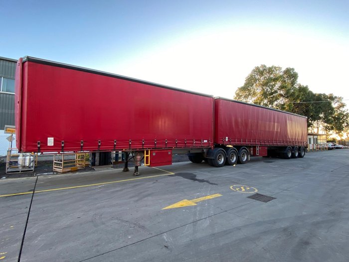 2015 Krueger B-Double(36 Pallet) Straight Deck Tautliner RED