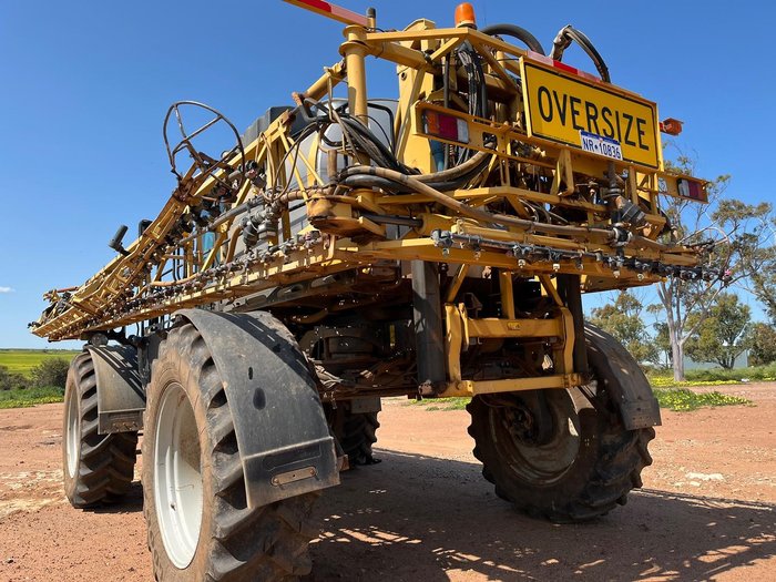 Rogator 1300A Self Propelled Sprayer