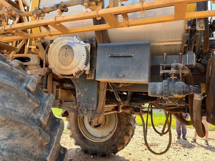Rogator 1300A Self Propelled Sprayer