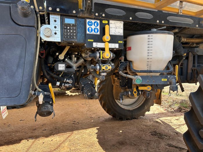 2019 Rogator 1300C Self Propelled Sprayer