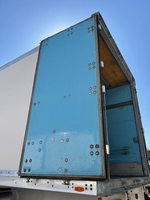 2017 Maxitrans St2 Od 24 Pallet Dry Freight Van 4M