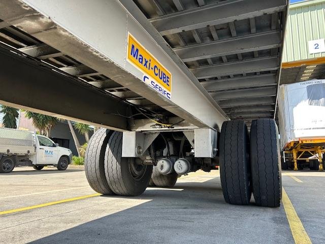 2017 Maxitrans St2 Od 24 Pallet Dry Freight Van 4M 