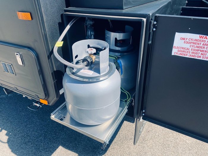 2025 JB Caravans 18' Gator X Bunk Off Road Van