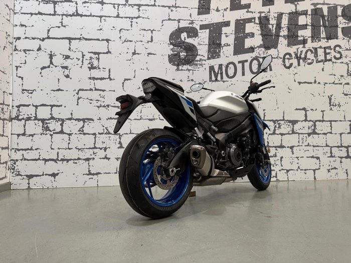 2025 Suzuki GSX-S1000 GSX-S Silver