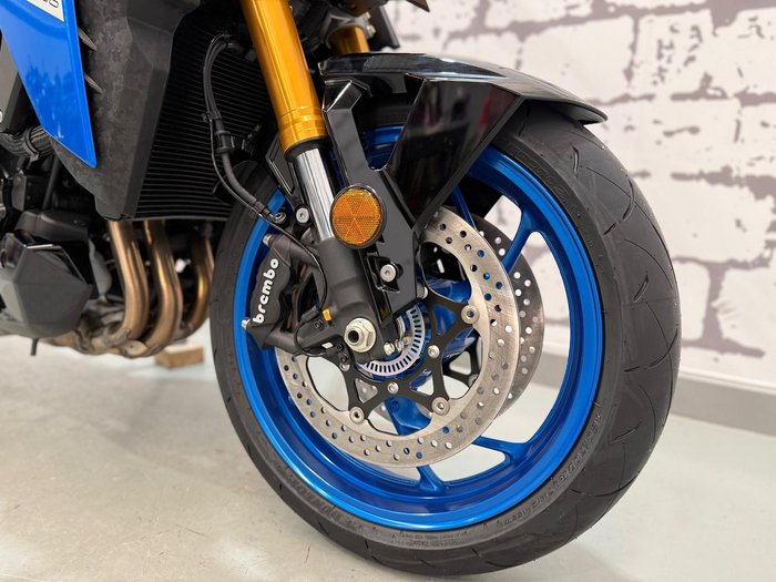 2025 Suzuki GSX-S1000 GSX-S Silver