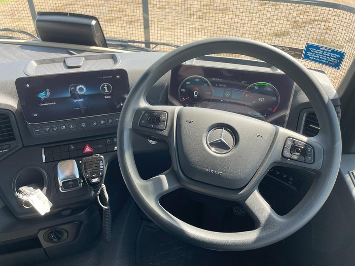 2024 Mercedes-Benz Actros 2653 White