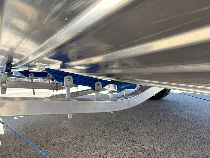 2025 QUINTREX 481 Fishabout Pro