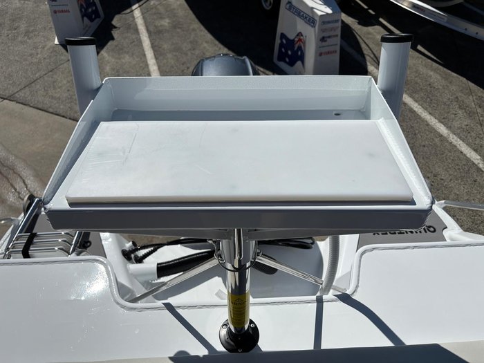 2025 QUINTREX 481 Fishabout Pro