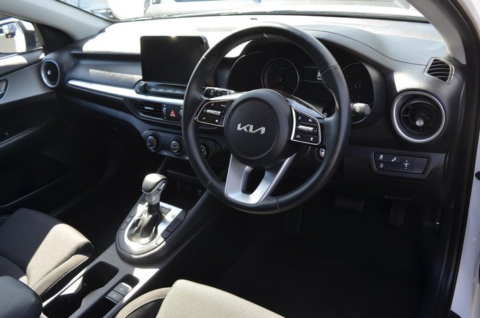 2024 Kia Cerato S