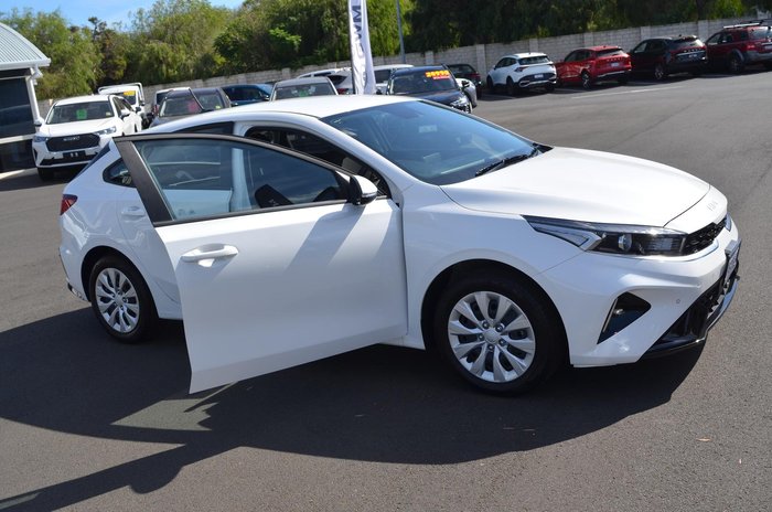 2024 Kia Cerato S