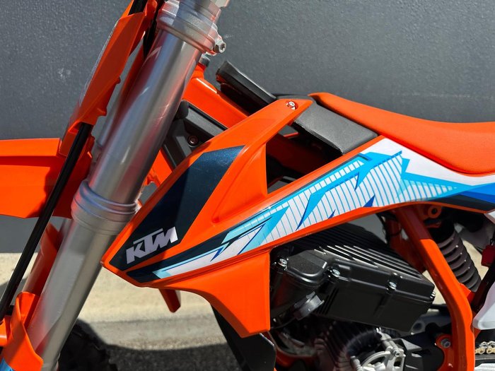 2024 KTM SX-E 3 SX-E Orange
