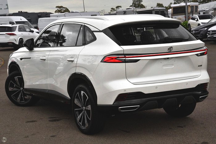 2024 MG HS Excite
