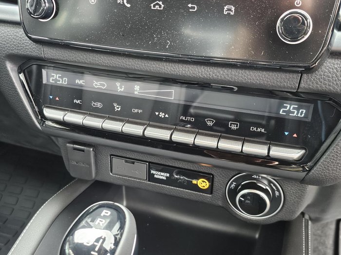 2024 Mazda BT-50 GT