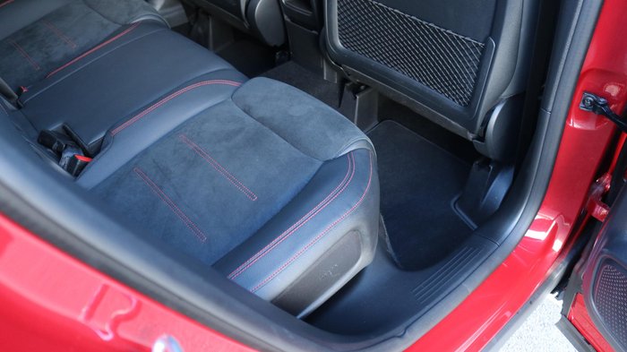 2024 Mercedes-Benz GLA-Class GLA200 H247 MANUFAKTUR Patagonia Red