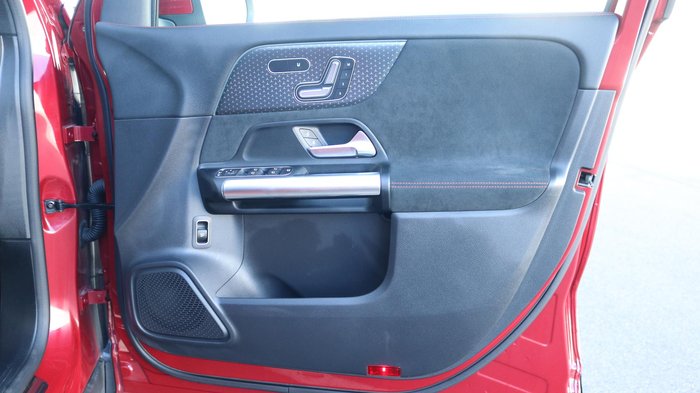2024 Mercedes-Benz GLA-Class GLA200 H247 MANUFAKTUR Patagonia Red