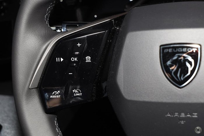 2024 Peugeot 3008 Allure Hybrid P64 MY25 Okenite White