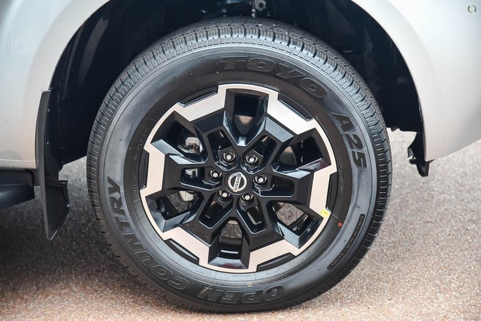 2024 Nissan Navara ST-X D23 MY24 4X4 Dual Range Brilliant Silver