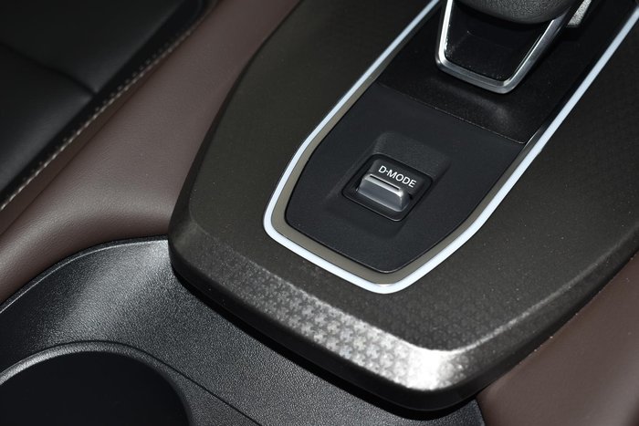 2025 Nissan QASHQAI Ti