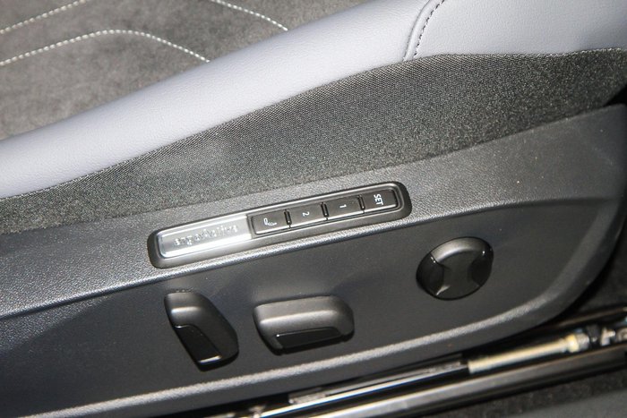 2025 Volkswagen ID.4 Pro