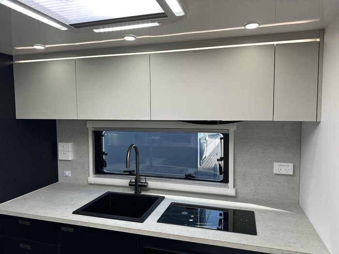 2025 Lotus Caravans Trooper Tr21cl 21'