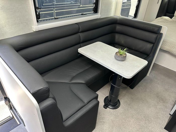 2025 Lotus Caravans Trooper Tr21cl 21'