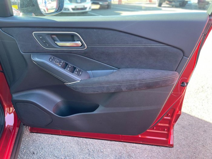 2025 Nissan QASHQAI Ti-L