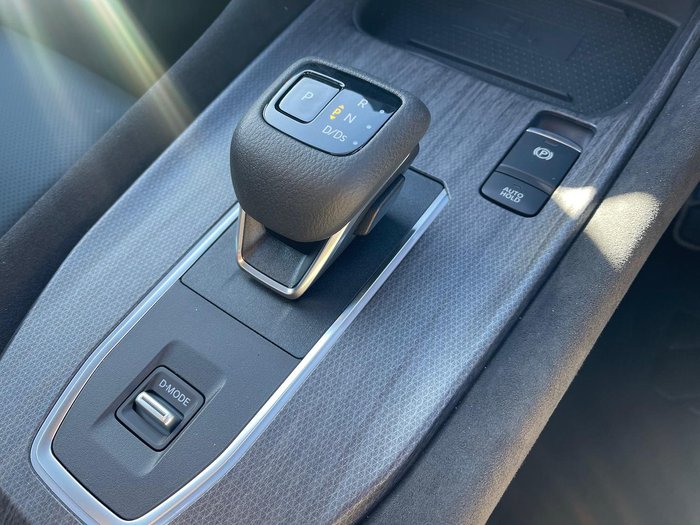 2025 Nissan QASHQAI Ti-L