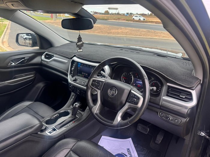 2018 Holden Acadia LT
