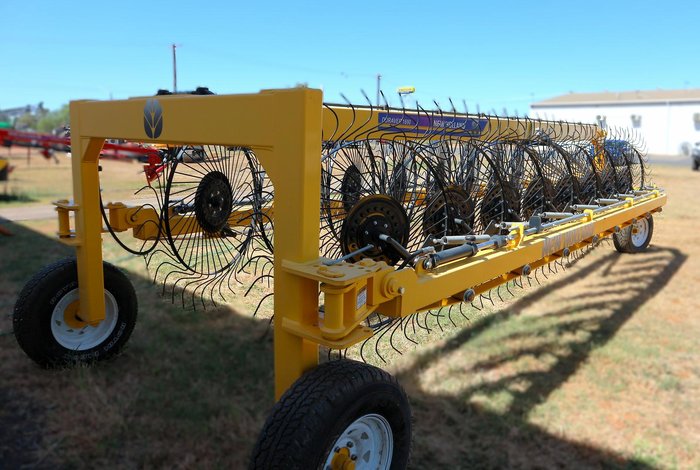 0 New Holland My24 Duravee 16 Wheel V Rake