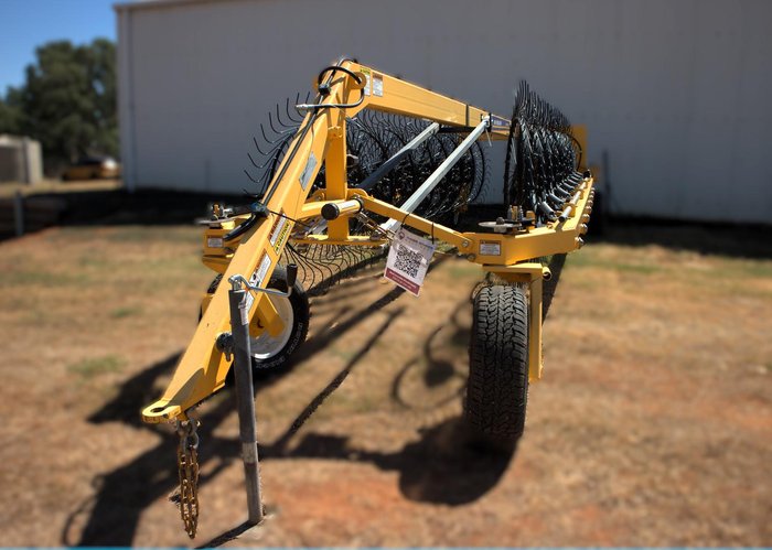 0 New Holland My24 Duravee 16 Wheel V Rake