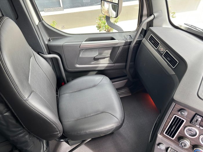 2025 Western Star 49X 60Inch Sleeper (600Hp With Manual Transmission) In Stock Now! White