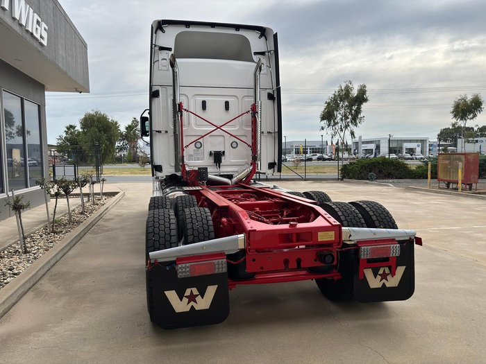 2025 Western Star 49X 60Inch Sleeper (600Hp With Manual Transmission) In Stock Now! White