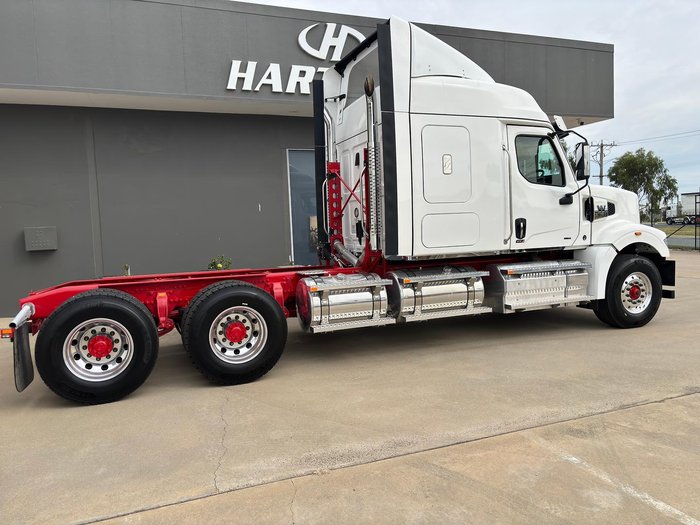 2025 Western Star 49X 60Inch Sleeper (600Hp With Manual Transmission) In Stock Now! White