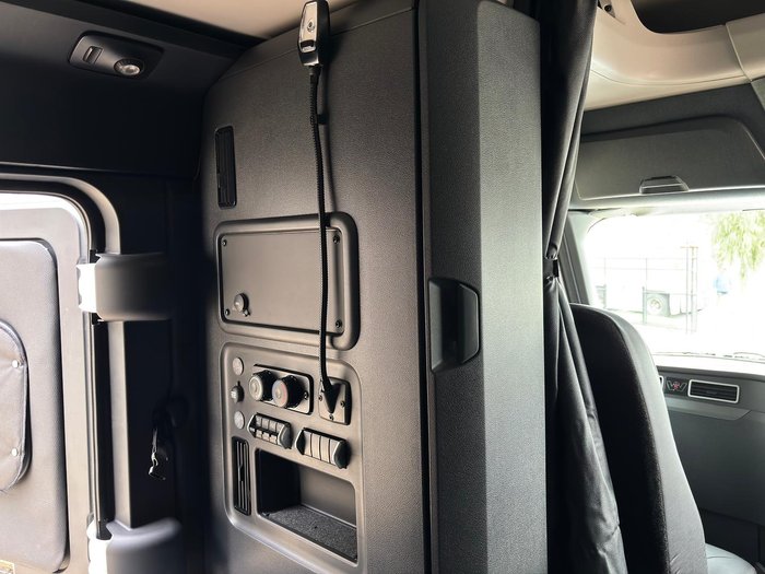 2025 Western Star 49X 60Inch Sleeper (600Hp With Manual Transmission) In Stock Now! White