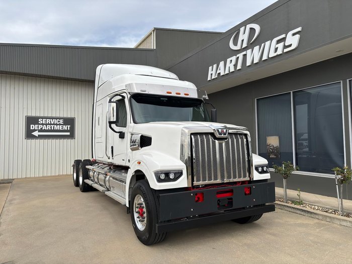 2025 Western Star 49X 60Inch Sleeper (600Hp With Manual Transmission) In Stock Now! White