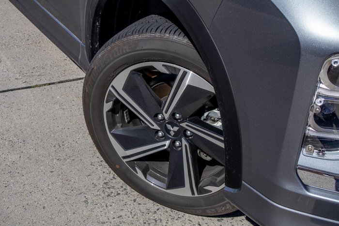 2024 Mitsubishi Eclipse Cross PHEV Exceed