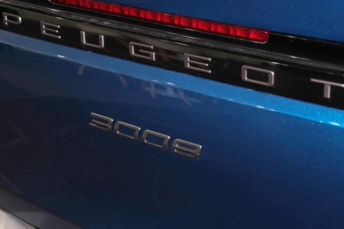 2025 Peugeot 3008 Allure Hybrid
