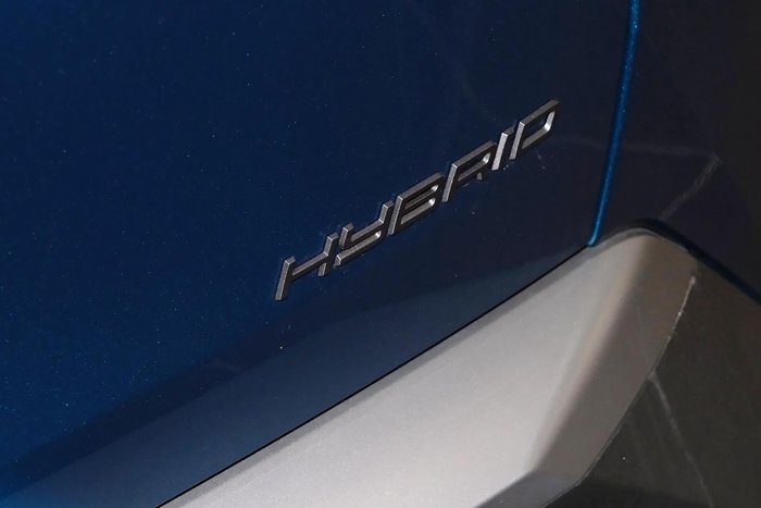 2025 Peugeot 3008 Allure Hybrid