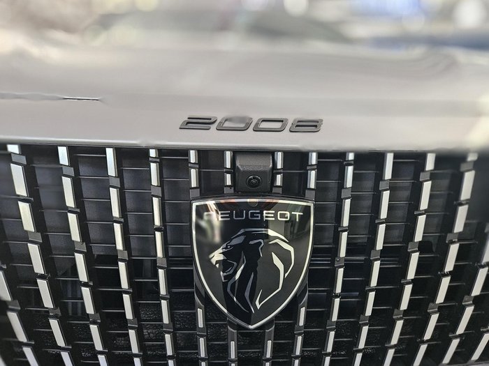 2025 Peugeot 2008 Allure Hybrid