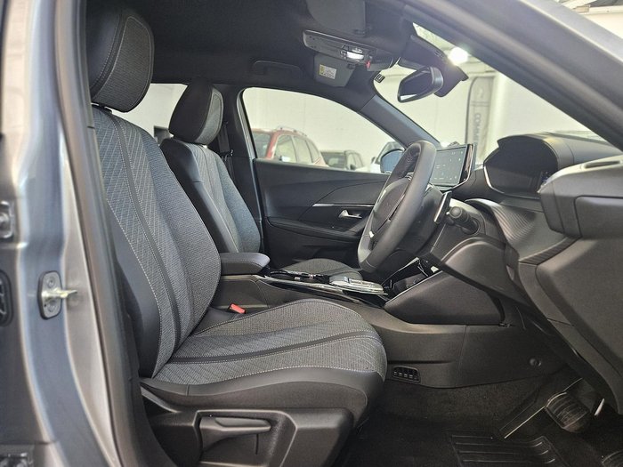 2025 Peugeot 2008 Allure Hybrid