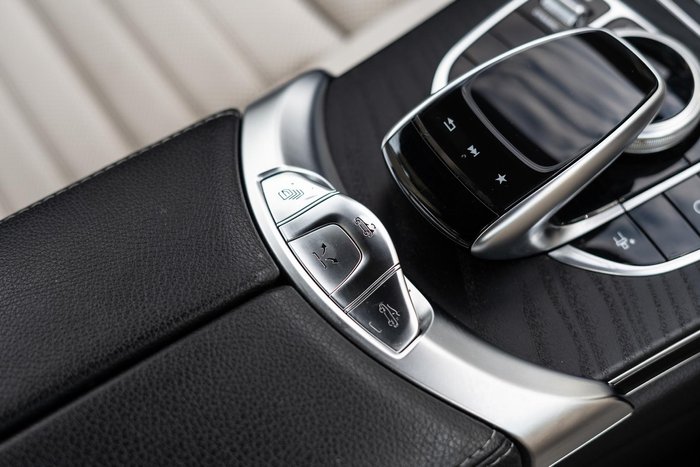 2018 Mercedes-Benz C-Class C300