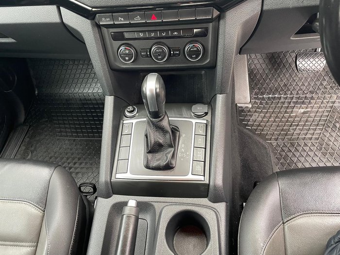 2020 Volkswagen Amarok TDI580 Highline Black 2H MY20 4X4 Constant Candy White