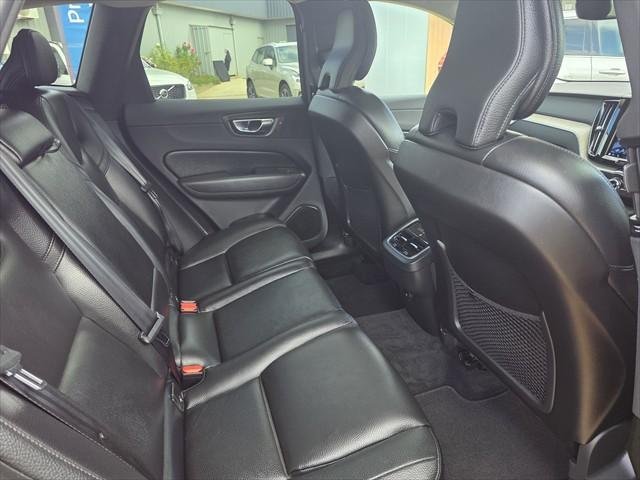 2021 Volvo XC60 B5 Inscription