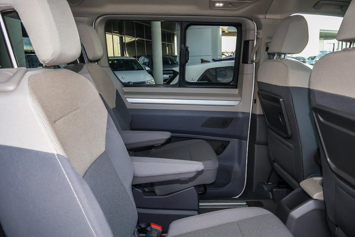 2025 Volkswagen Multivan TDI360 Life